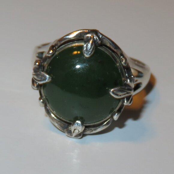 Large Round Jade Sterling Silver Ring Size 7.75 - Picture 9 of 17